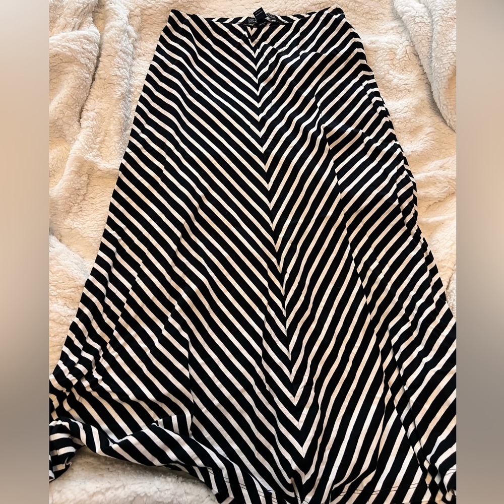 Long length striped casual skirt.  Size xs… very pretty.  American living brand